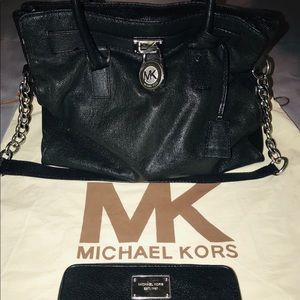 ~Michael Kors Signature Handbag~